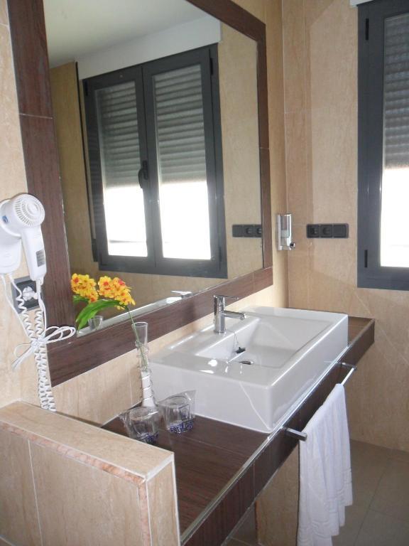 Triple Room,155405903:JPEG