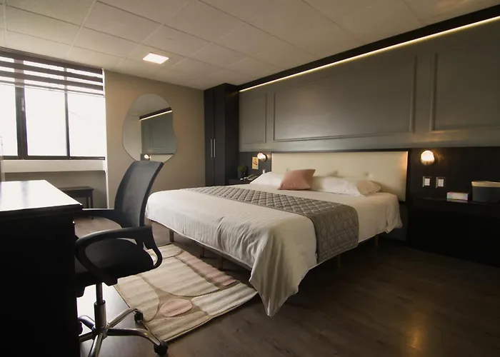 Hotel Italia Cuenca - Tranvia Centro & Aeropuerto